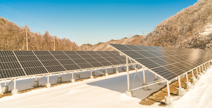 ESO rejestruje 45,5% wzrost zielonej energii w bułgarskiej sieci przesyłowej